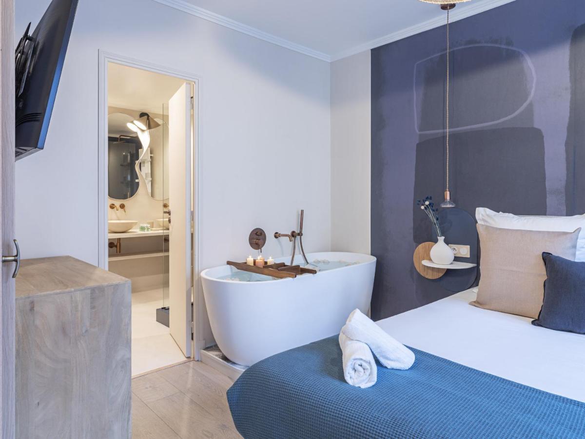 The Blue Suite On Champs Elysees Avenue Париж Екстериор снимка