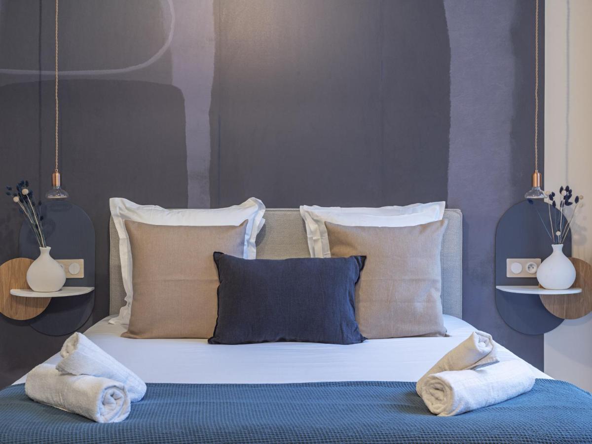 The Blue Suite On Champs Elysees Avenue Париж Екстериор снимка