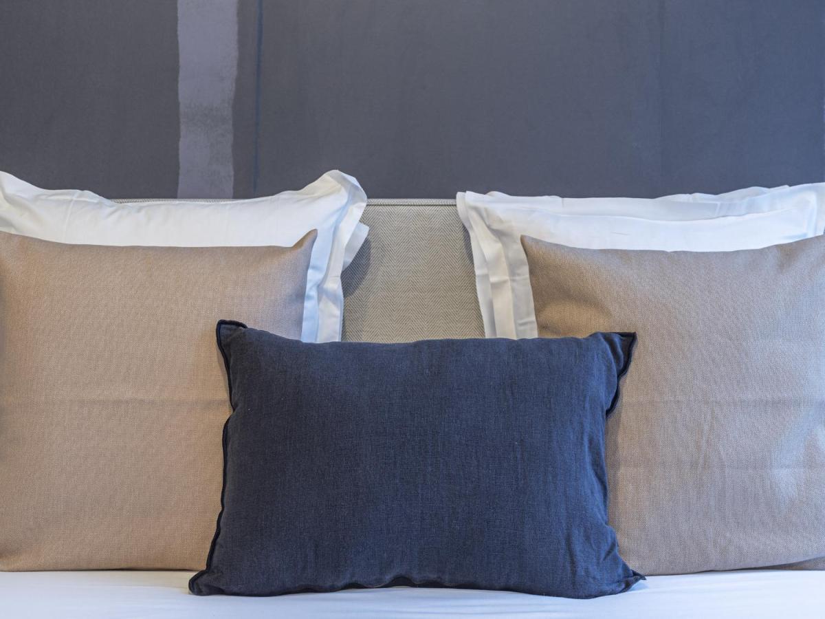 The Blue Suite On Champs Elysees Avenue Париж Екстериор снимка