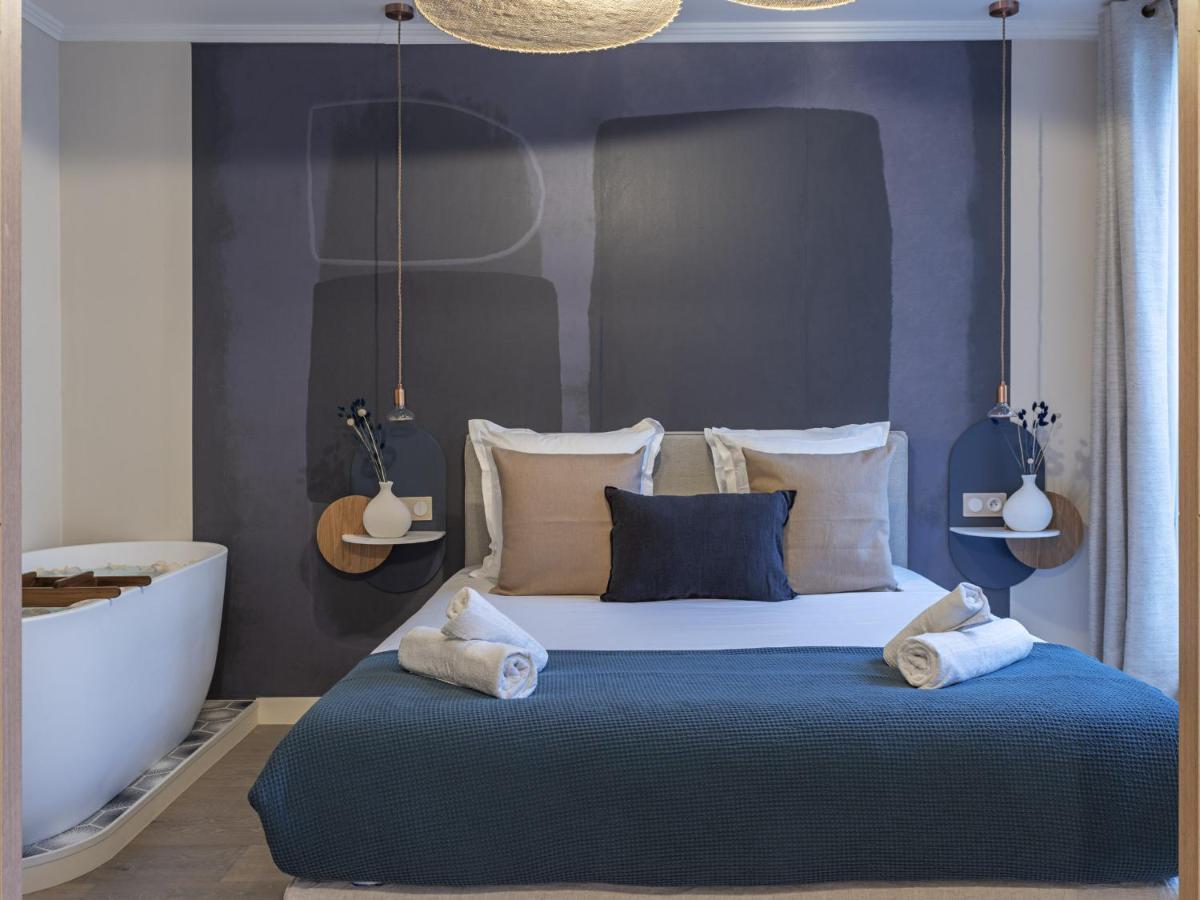The Blue Suite On Champs Elysees Avenue Париж Екстериор снимка