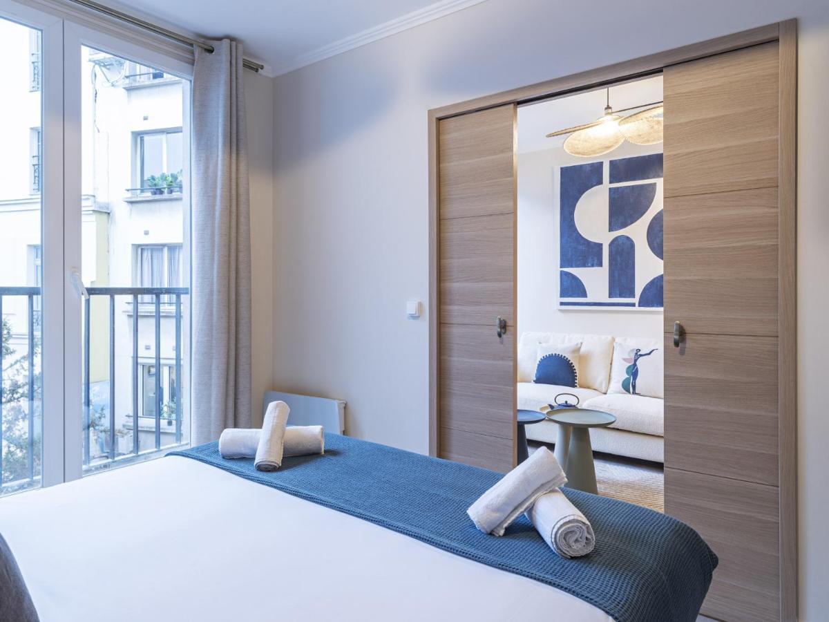 The Blue Suite On Champs Elysees Avenue Париж Екстериор снимка