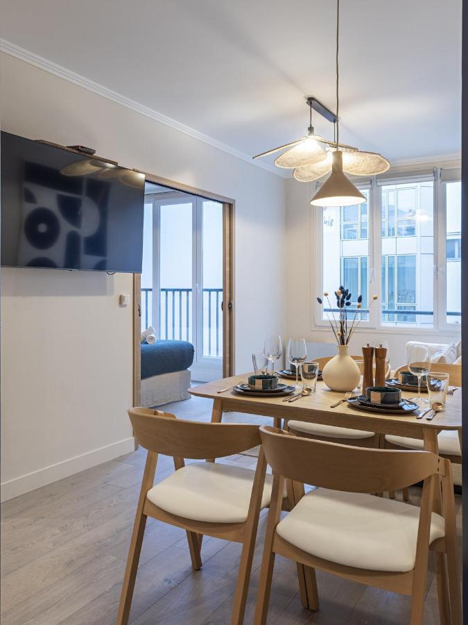 The Blue Suite On Champs Elysees Avenue Париж Екстериор снимка