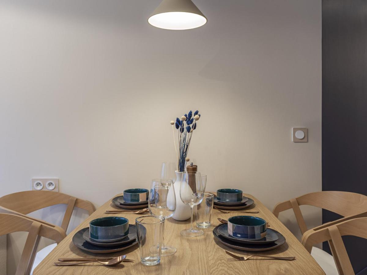 The Blue Suite On Champs Elysees Avenue Париж Екстериор снимка