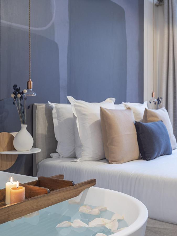 The Blue Suite On Champs Elysees Avenue Париж Екстериор снимка